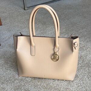 Elegant Beige Tote Bag